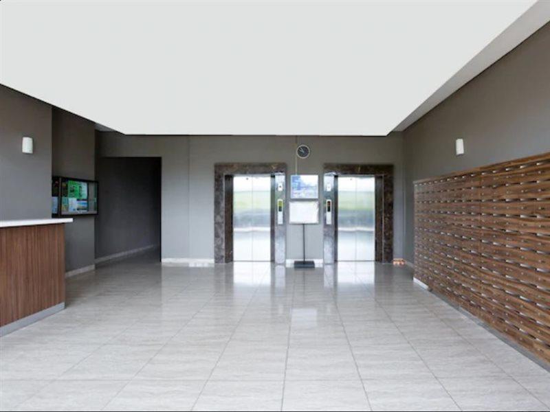 Oyo 2582 Apartemen Serpong Green View Tangerang Esterno foto