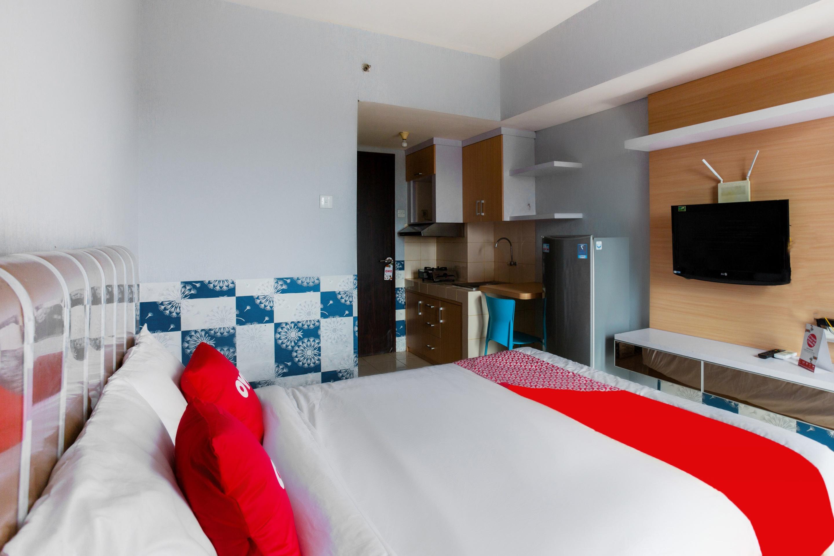 Oyo 2582 Apartemen Serpong Green View Tangerang Esterno foto
