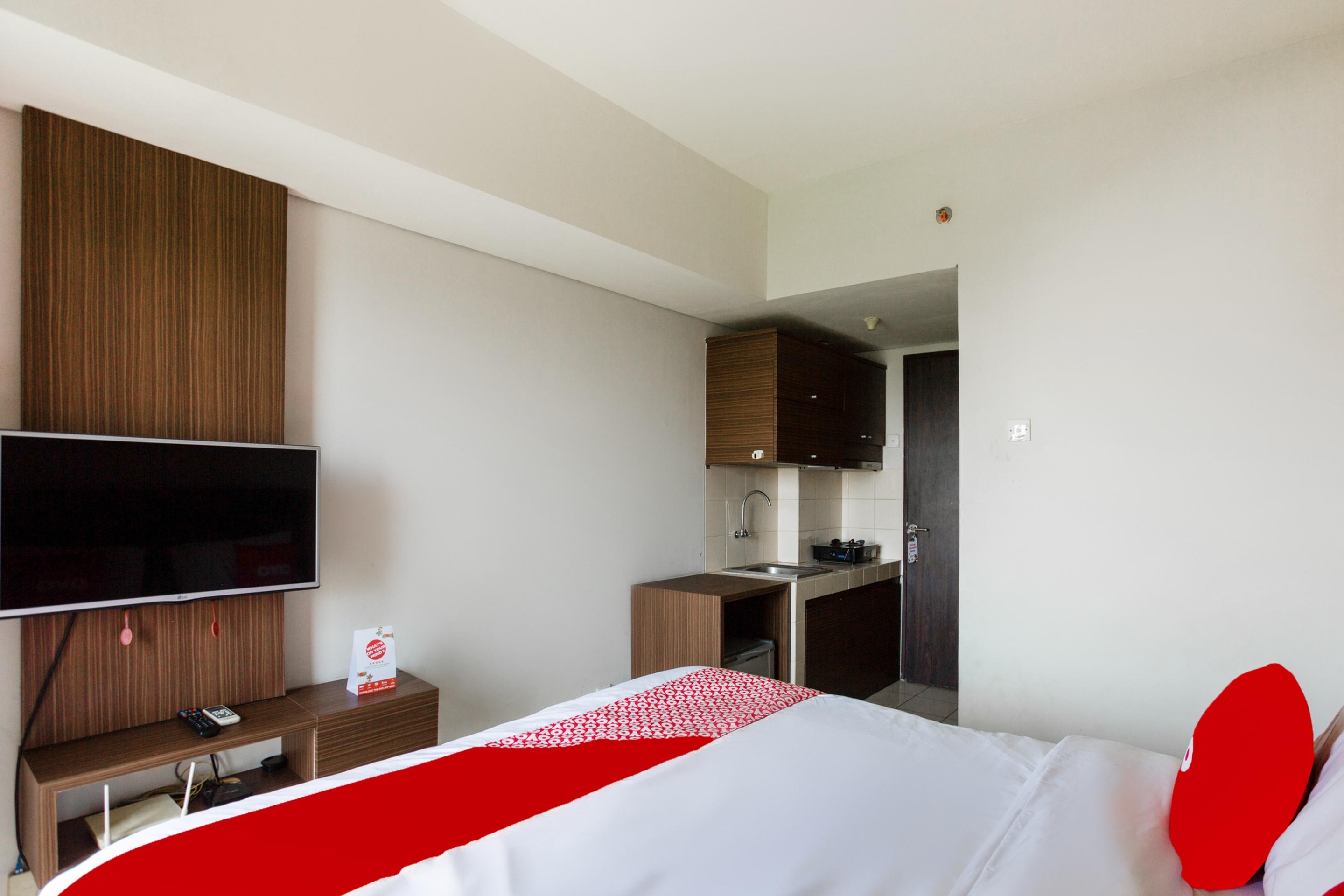 Oyo 2582 Apartemen Serpong Green View Tangerang Esterno foto