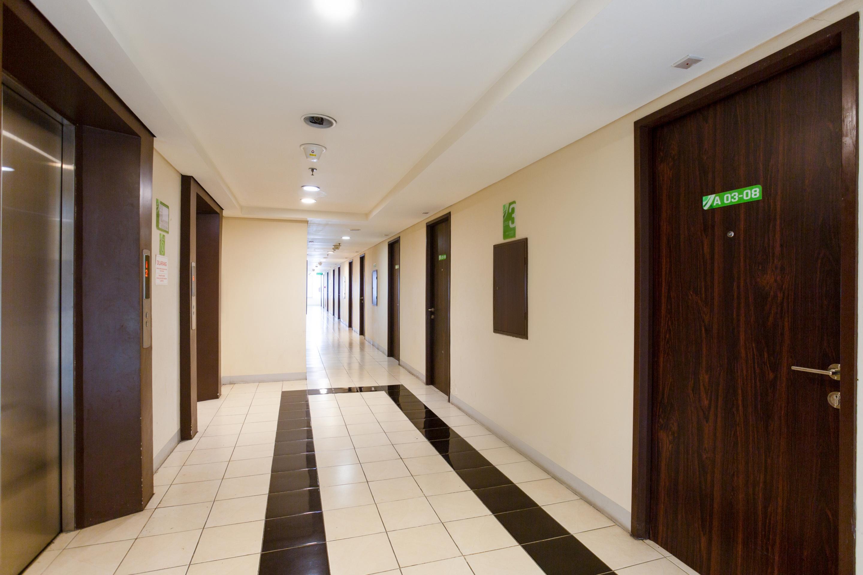 Oyo 2582 Apartemen Serpong Green View Tangerang Esterno foto